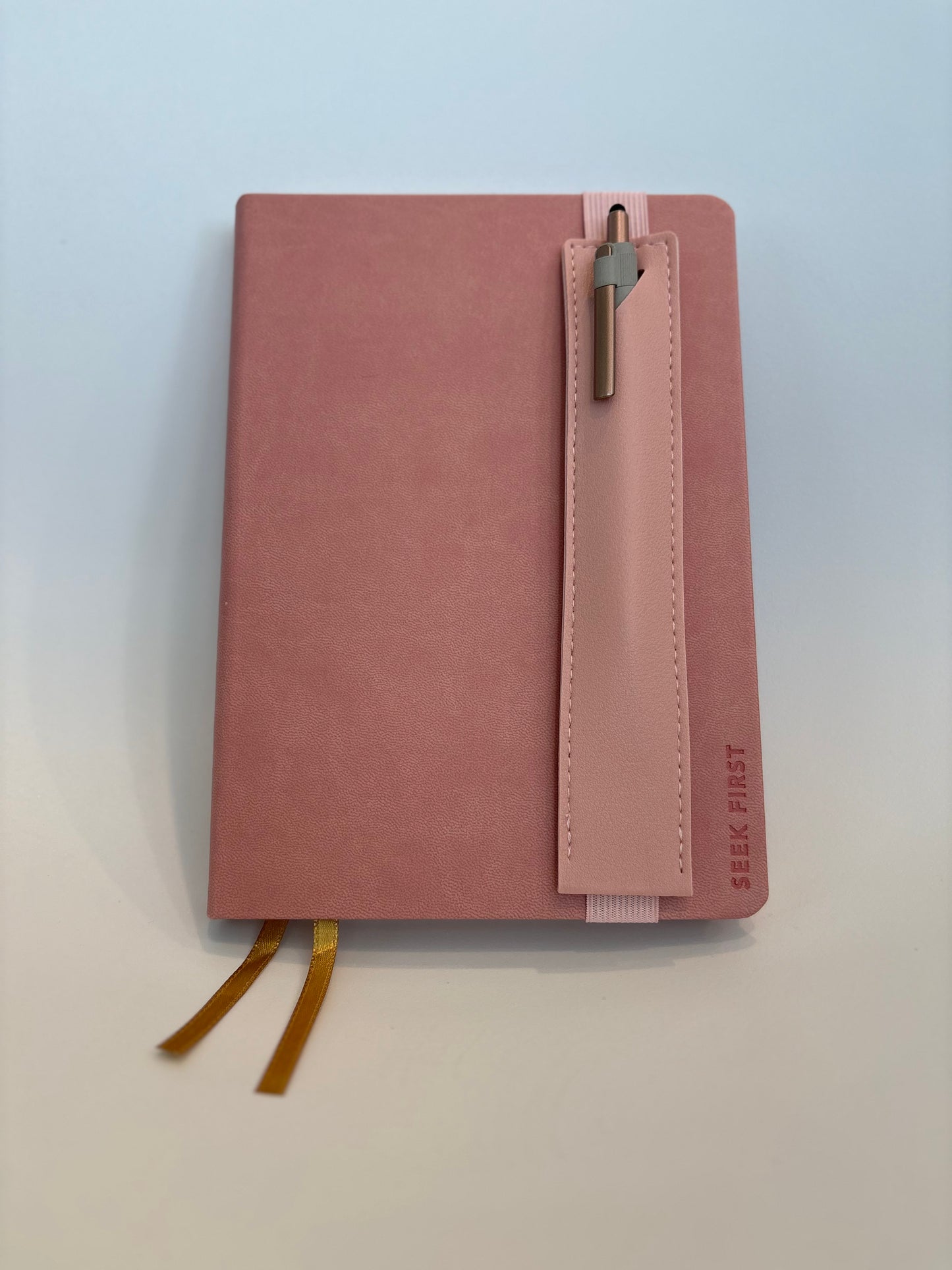 Elastic Pen Holder